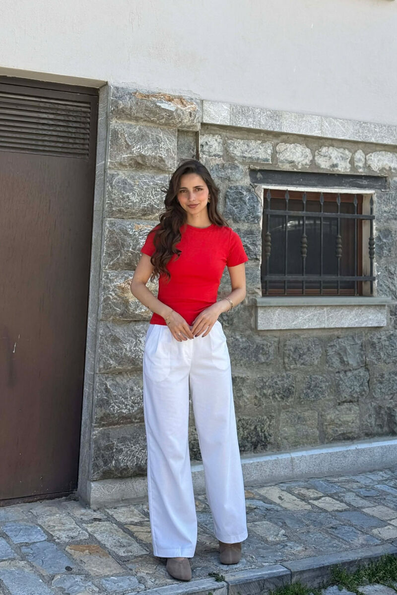 T-SHIRT I THJESHTE PER FEMRA NE NGJYRE TE KUQE - 3