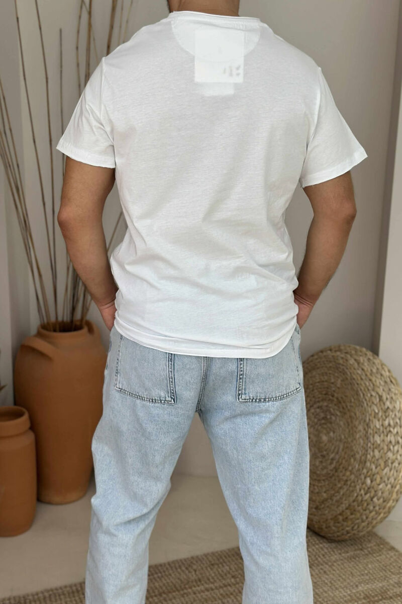 T-SHIRT I THJESHTË PËR MESHKUJ NË NGJYRËN E BARDHË - 2