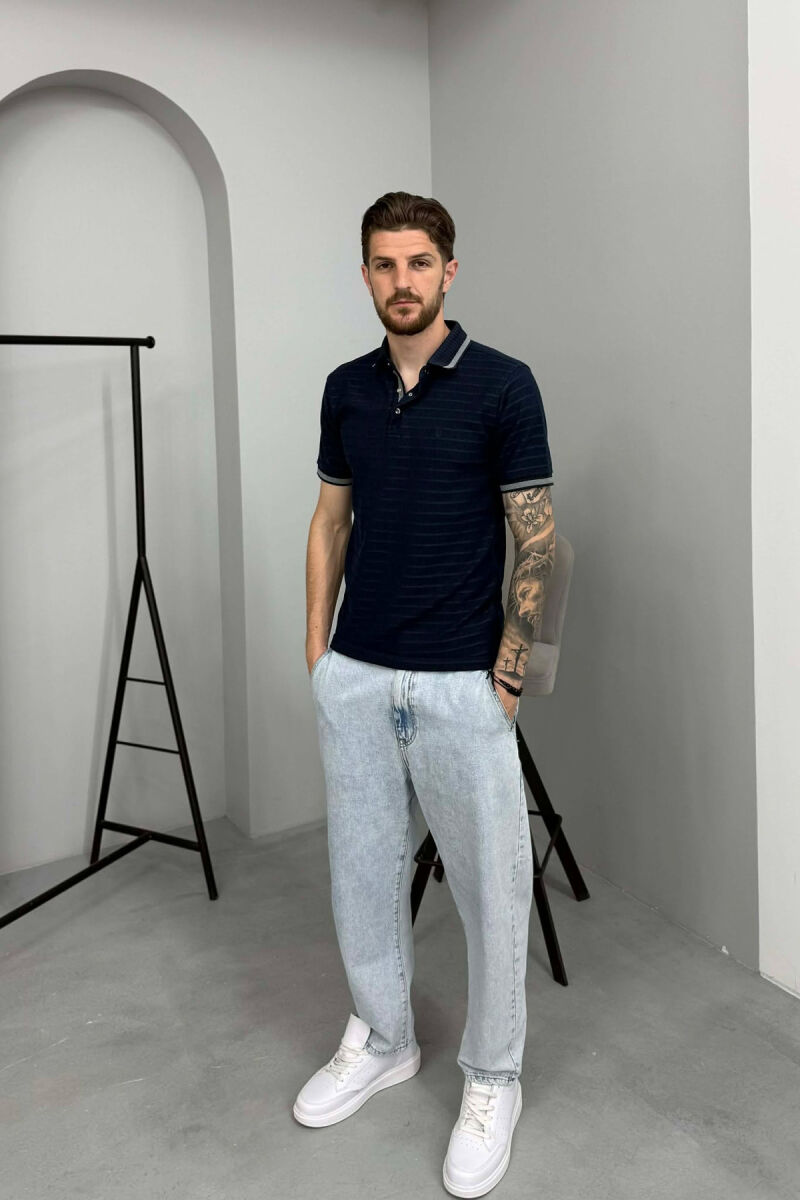 T-SHIRT ME DIZAJN ME VIJA ME JAKE POLO PER MESHKUJ NE NGJYRE BLU - 2