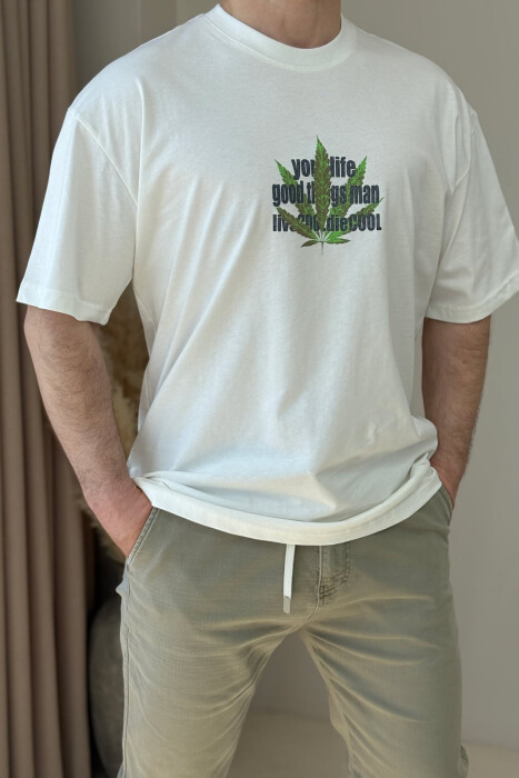 T-SHIRT ME DIZAJN PËR MESHKUJ NË NGJYRËN E BARDHË - 3