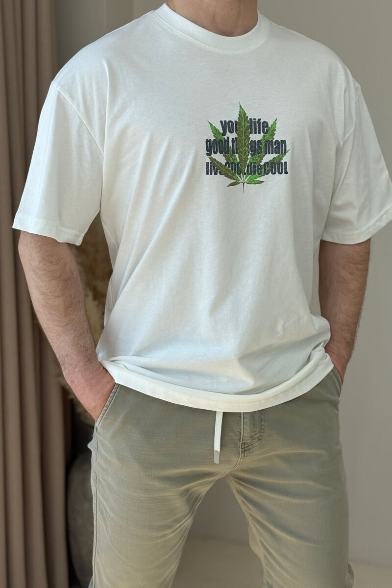T-SHIRT ME DIZAJN PËR MESHKUJ NË NGJYRËN E BARDHË - 3
