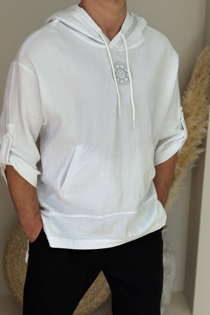 T-SHIRT ME DIZAJN PËR MESHKUJ NË NGJYRËN E BARDHË - 2