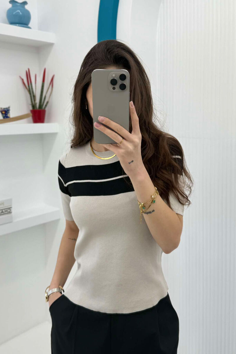 T-SHIRT ME DIZAJNIN E VIJAVE PËR FEMRA NË NGJYRËN GRI - 2