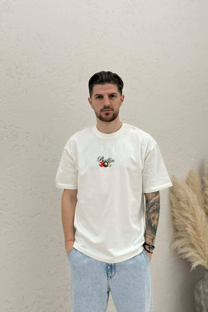 T-SHIRT ME IMAZH NE PJESEN PAS PER MESHKUJ NE NGJYRE KREM - 1
