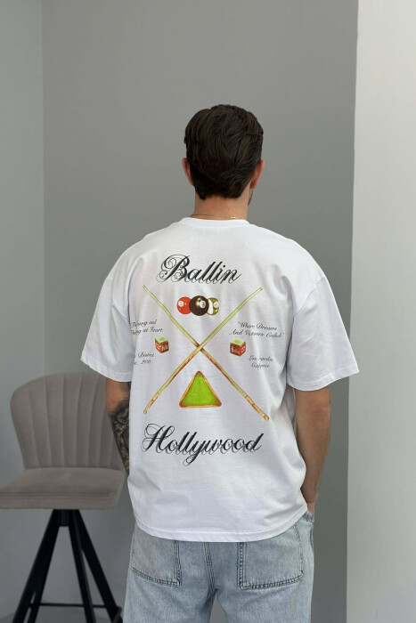 T-SHIRT ME IMAZH NE PJESEN PAS PER MESHKUJ NE NGJYRE TE BARDHE - 4