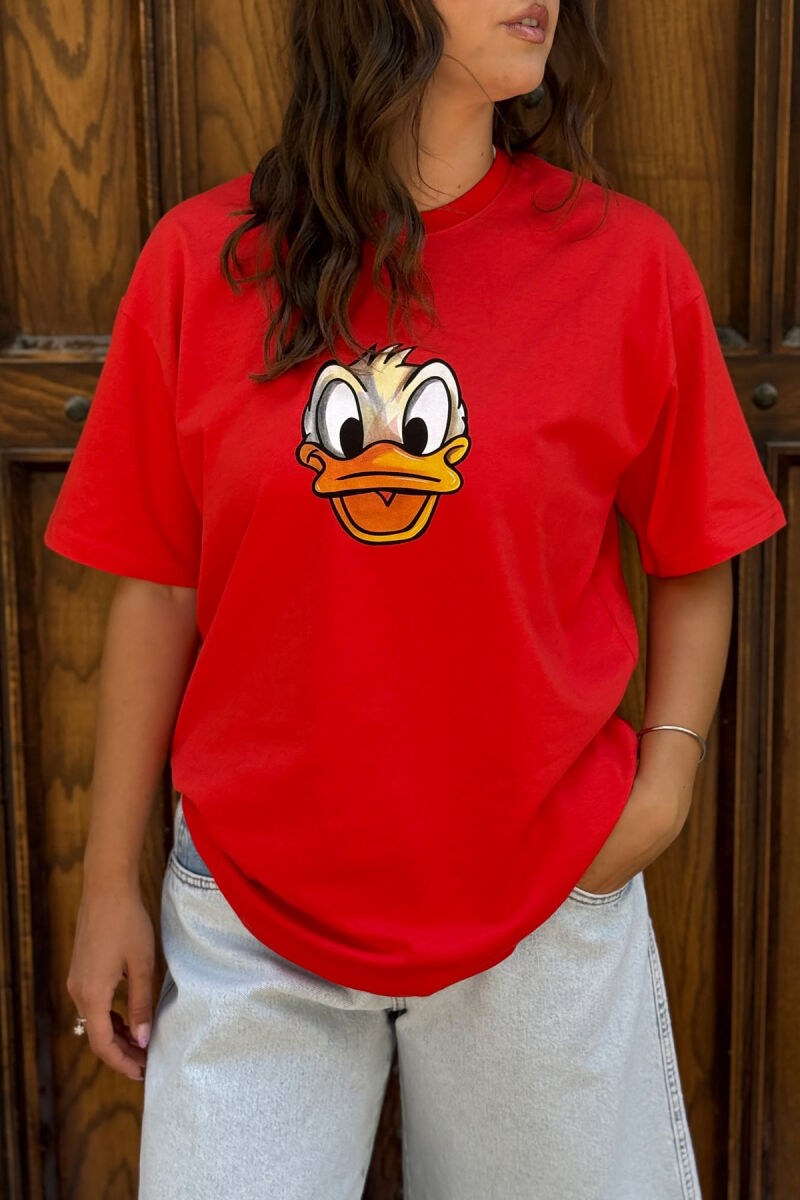 T-SHIRT ME IMAZH PËR FEMRA NË NGJYRËN E KUQE - 2