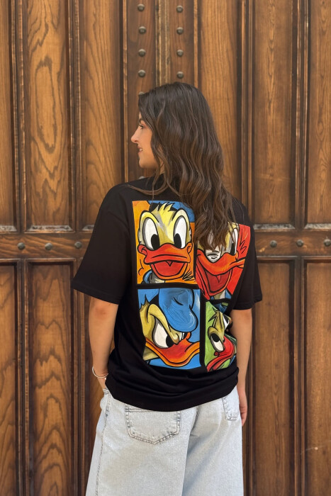 T-SHIRT ME IMAZH PËR FEMRA NË NGJYRËN E ZEZË - 4