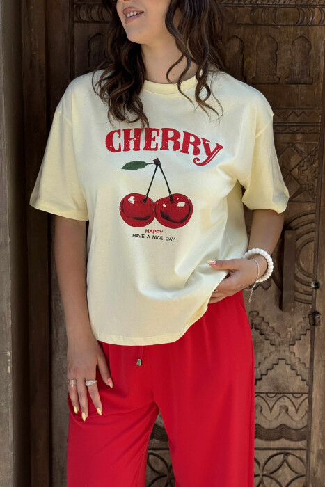 T-SHIRT ME IMAZHIN E QERSHISË PËR FEMRA NË NGJYRËN E VERDHË - 3