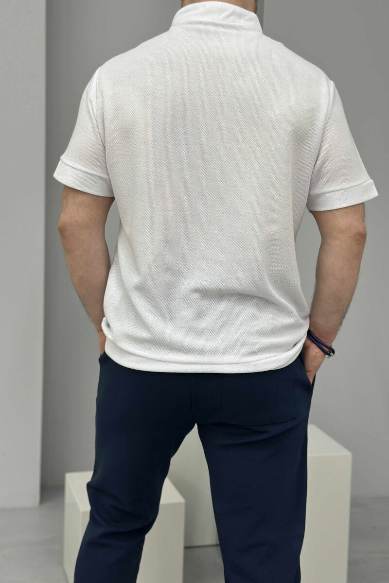 T-SHIRT ME JAKË ME ZINXHIR ME TEKSTURË PËR MESHKUJ NË NGJYRËN E BARDHË - 2