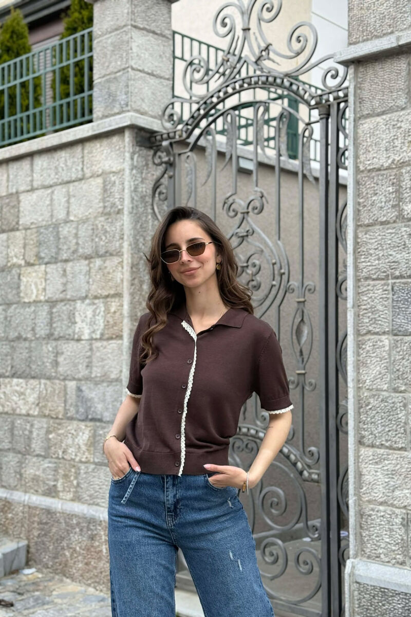 T-SHIRT ME KOPSA PER FEMRA NE NGJYRE KAFE - 2