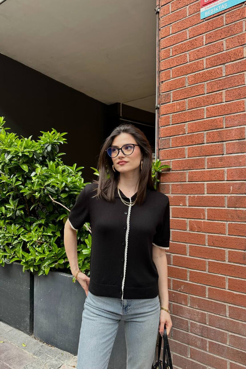 T-SHIRT ME KOPSA PER FEMRA NE NGJYRE TE ZEZE - 1