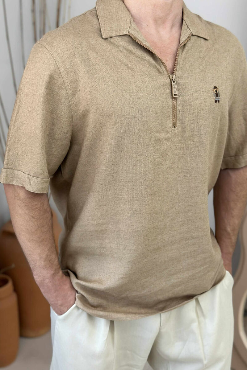 T-SHIRT ME LOGON E ARUSHIT PËR MESHKUJ NË NGJYRËN BEZHË - 4