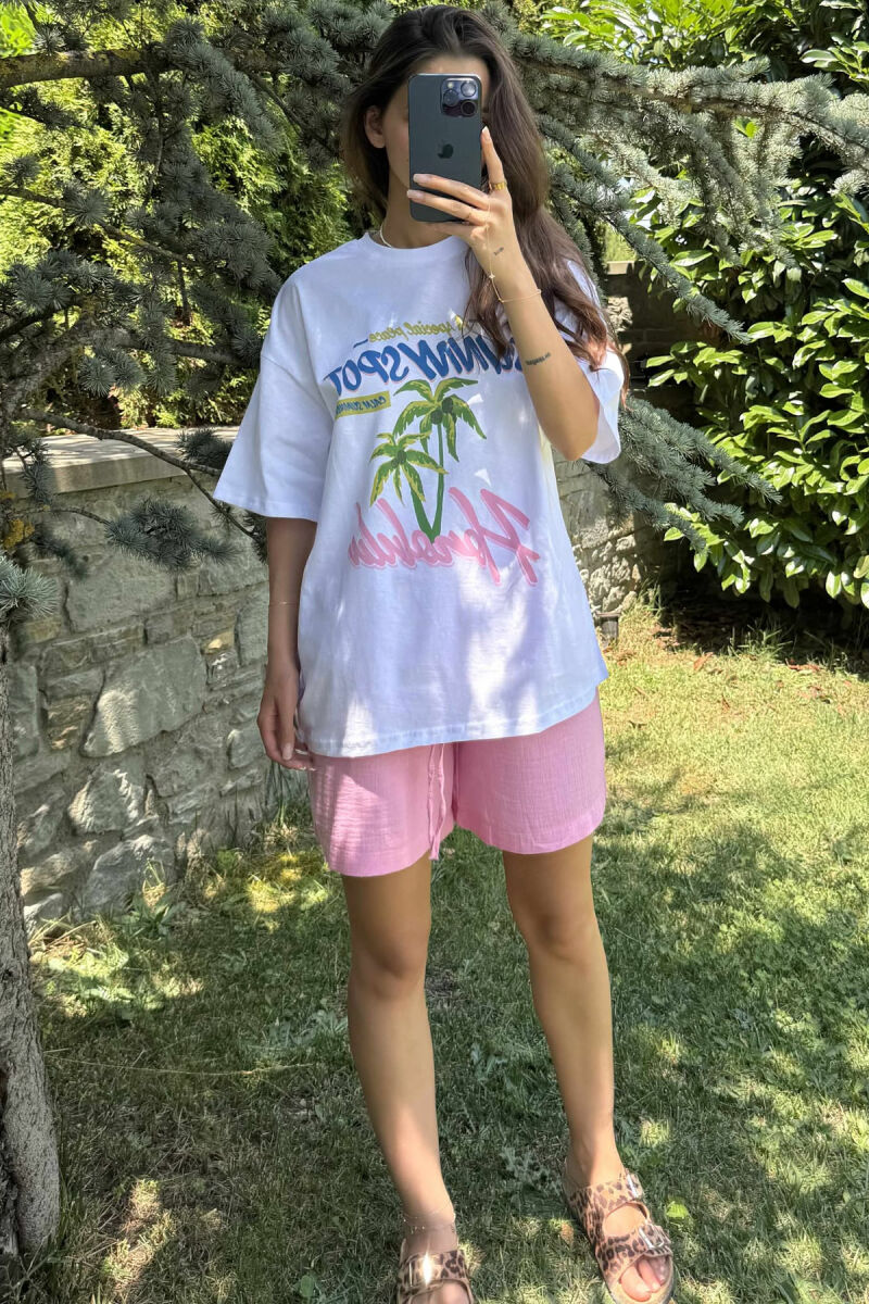 T-SHIRT ME SHKRIME DHE IMAZH PËR FEMRA NË NGJYRËN E BARDHË - 1