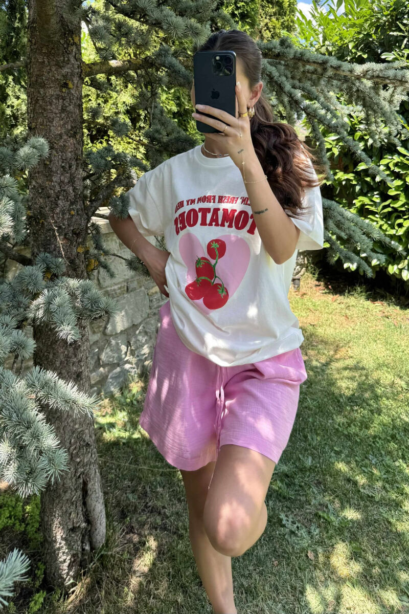 T-SHIRT ME SHKRIME DHE IMAZH PËR FEMRA NË NGJYRËN E BARDHË - 2