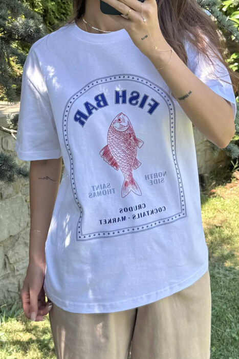 T-SHIRT ME SHKRIME DHE IMAZH PËR FEMRA NË NGJYRËN E BARDHË - 3