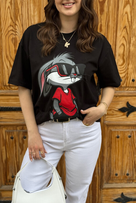 T-SHIRT ME SHKRIME DHE IMAZH PËR FEMRA NË NGJYRËN E ZEZË - 4