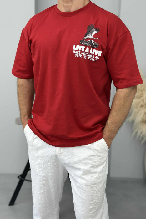 T-SHIRT ME SHKRIME DHE IMAZH PËR MESHKUJ NË NGJYRËN E KUQE - 2