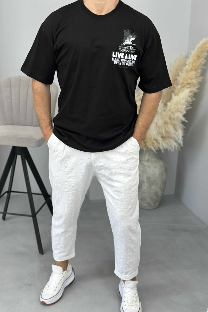 T-SHIRT ME SHKRIME DHE IMAZH PËR MESHKUJ NË NGJYRËN E ZEZË - 2