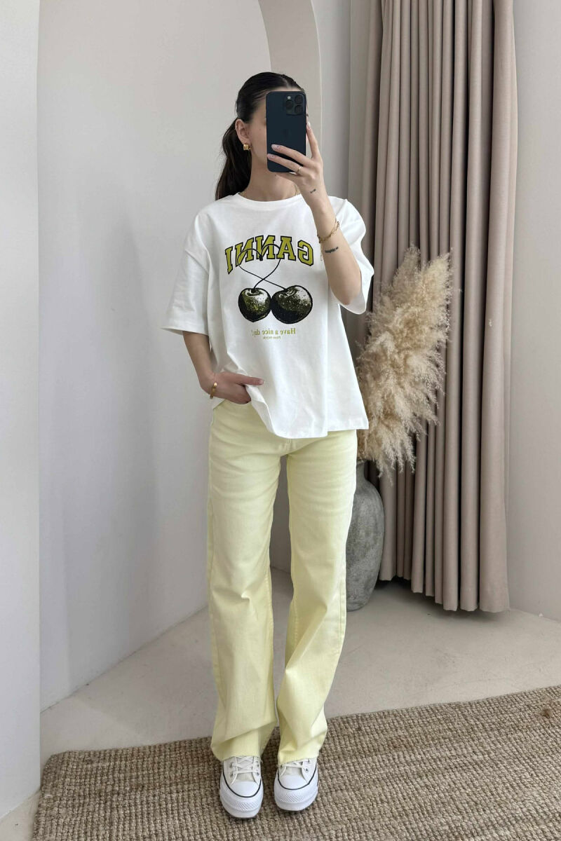 T-SHIRT ME SHKRIME PËR FEMRA NË NGJYRËN E BARDHË - 2