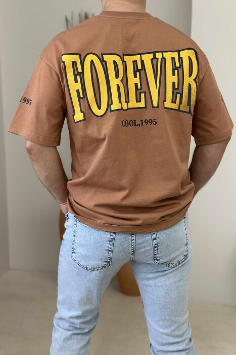 T-SHIRT ME SHKRIME PËR MESHKUJ NË NGJYRËN KAFE - 3