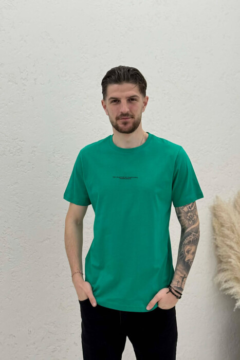 T-SHIRT ME SHKRIME TE VOGLA PER MESHKUJ NE NGJYRE JESHILE - 1