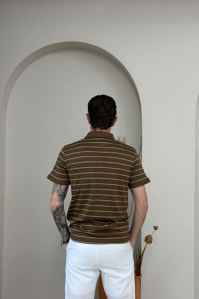 T-SHIRT ME VIJA ME JAKE POLO PER MESHKUJ NE NGJYRE KAFE - 3