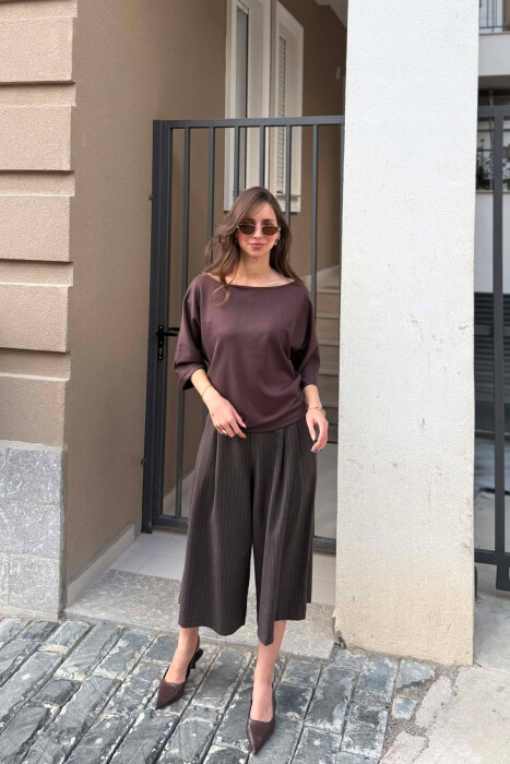 T-SHIRT NJE NGJYRESH I THJESHTE PER FEMRA NE NGJYRE KAFE - 5