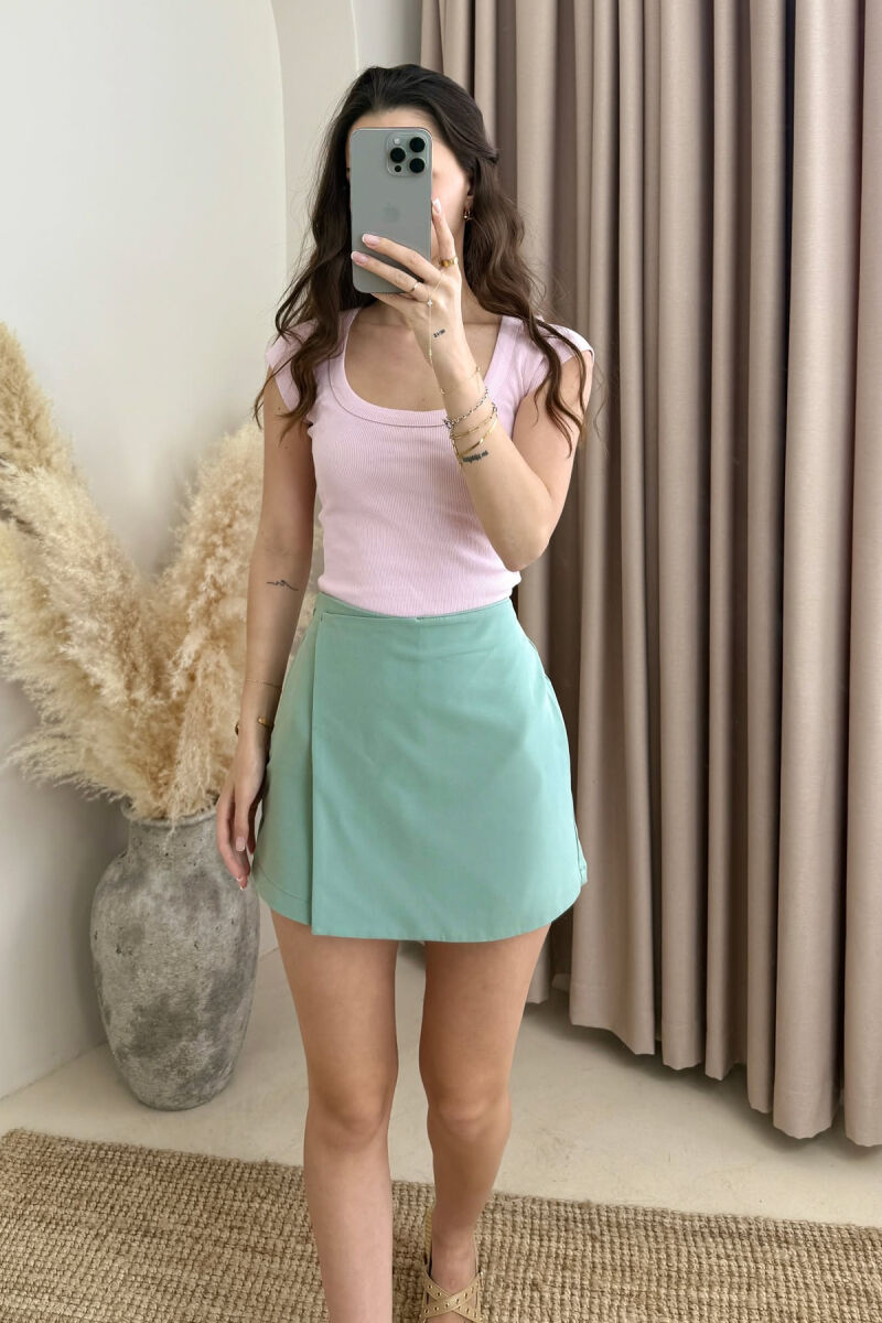 T-SHIRT NJË NGJYRËSH I THJESHTË PËR FEMRA NË NGJYRËN BABY PINK - 1