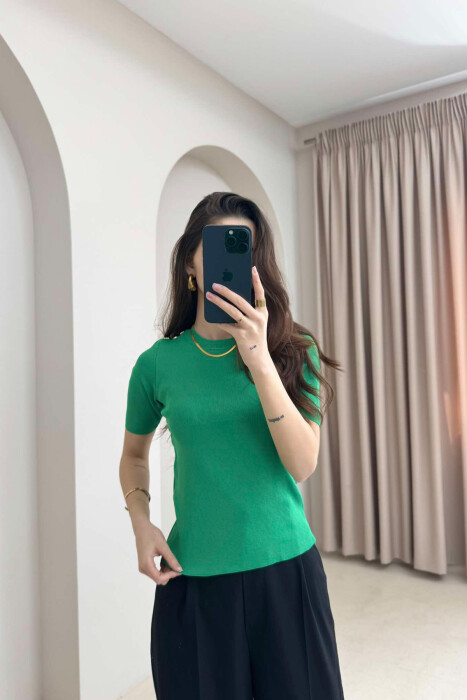 T-SHIRT NJË NGJYRËSH I THJESHTË PËR FEMRA NË NGJYRËN JESHILE - 4