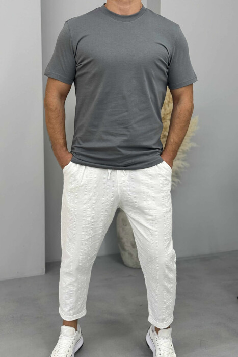 T-SHIRT NJË NGJYRËSH I THJESHTË PËR MESHKUJ NË NGJYRËN GRI E ERRËT 