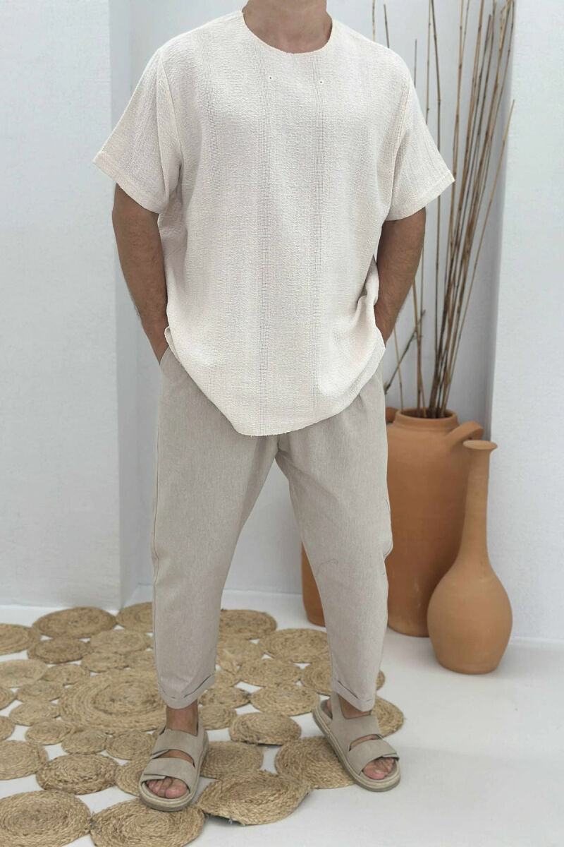 T-SHIRT NJË NGJYRËSH I THJESHTË PËR MESHKUJ NË NGJYRËN KREM - 1