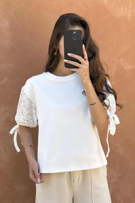 T-SHIRT NJË NGJYRËSH ME DETAJIN E LIDHSES PËR FEMRA NË NGJYRËN E BARDHË - 3