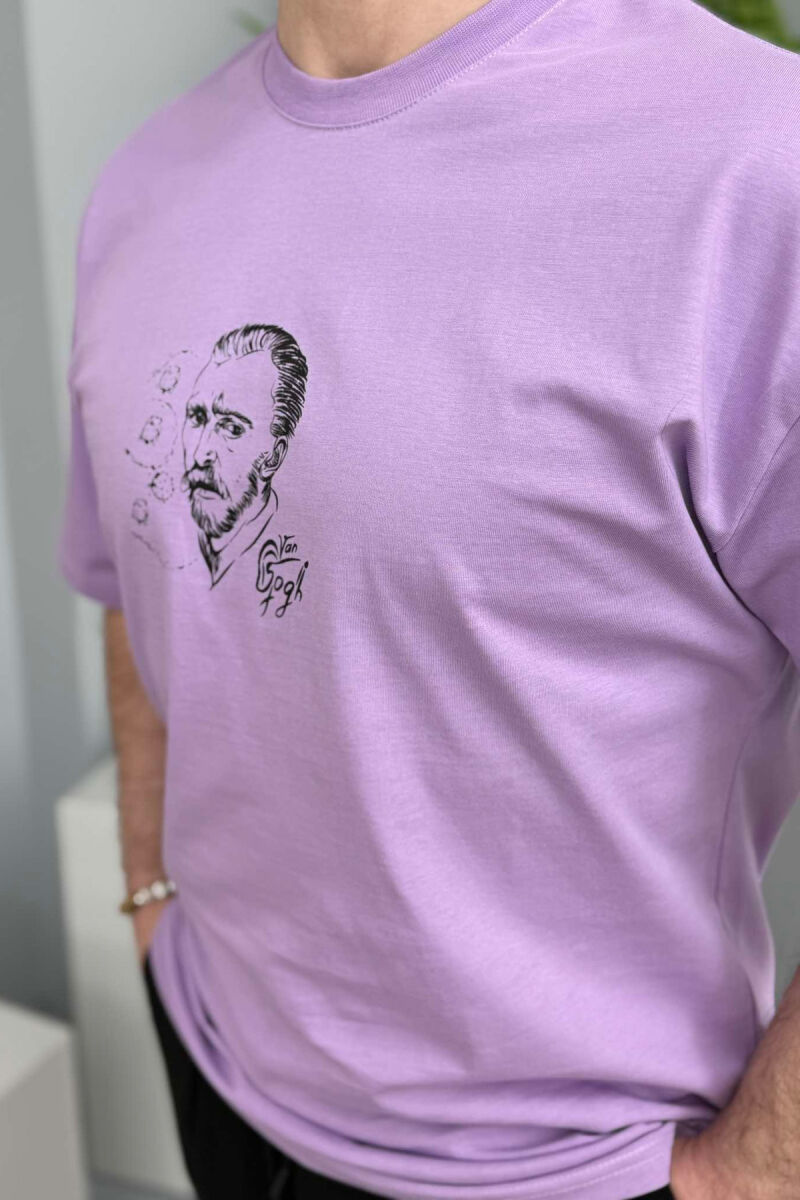 T-SHIRT NJË NGJYRËSH ME DIZAJN PËR MESHKUJ NË NGJYRËN LEJLA E ZBARDHUR - 2