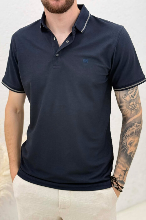 T-SHIRT NJE NGJYRESH ME JAKE POLO PER MESHKUJ NE NGJYRE BLU TE ERRET - 2