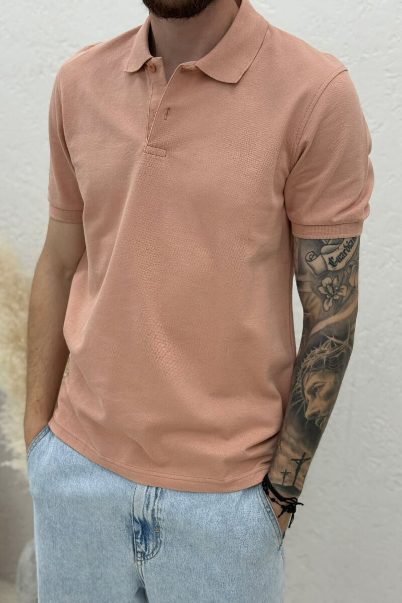 T-SHIRT NJE NGJYRESH ME JAKE POLO PER MESHKUJ NE NGJYRE PUDER - 4