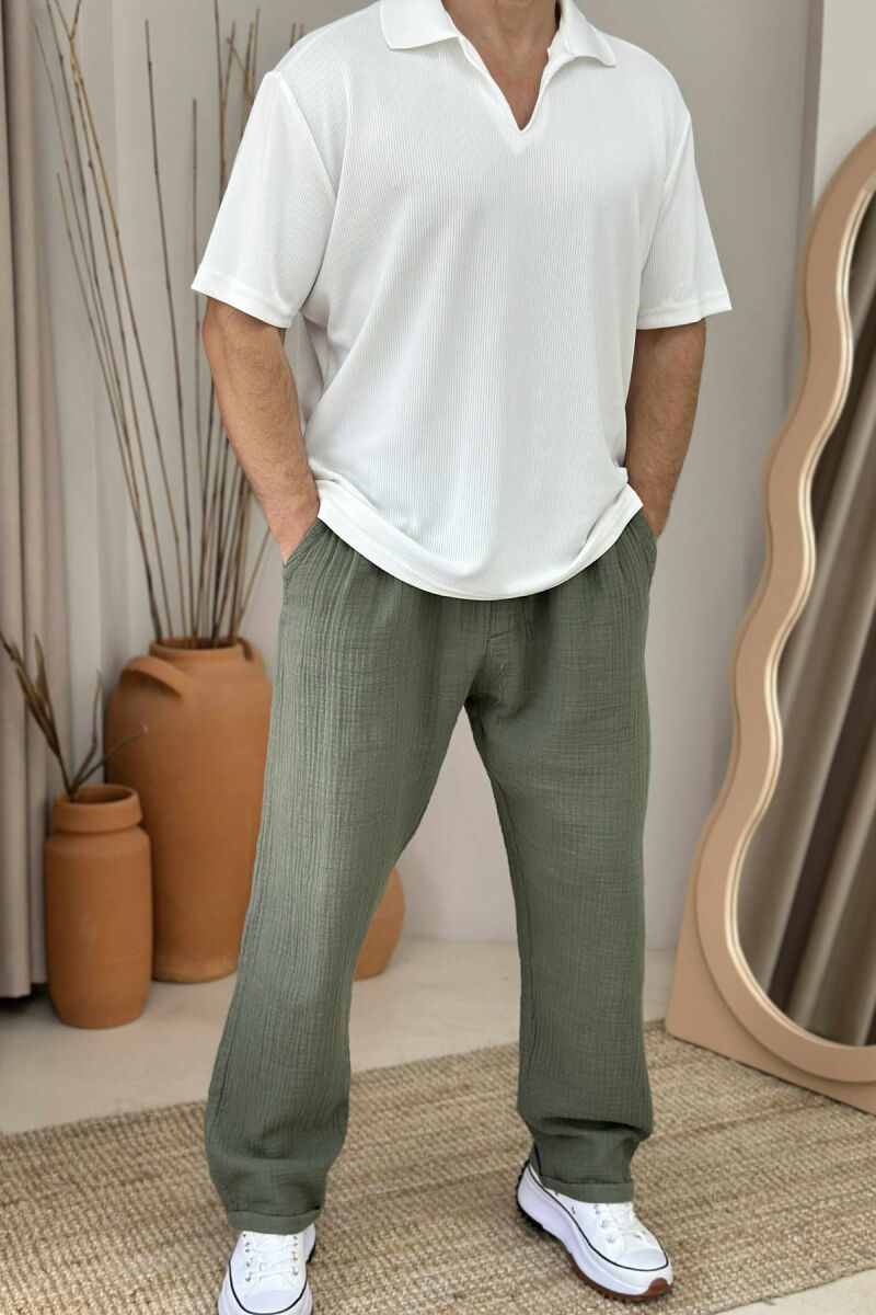 T-SHIRT NJËNGJYRËSH ME JAKË POLO PËR MESHKUJ NË NGJYRËN E BARDHË - 1