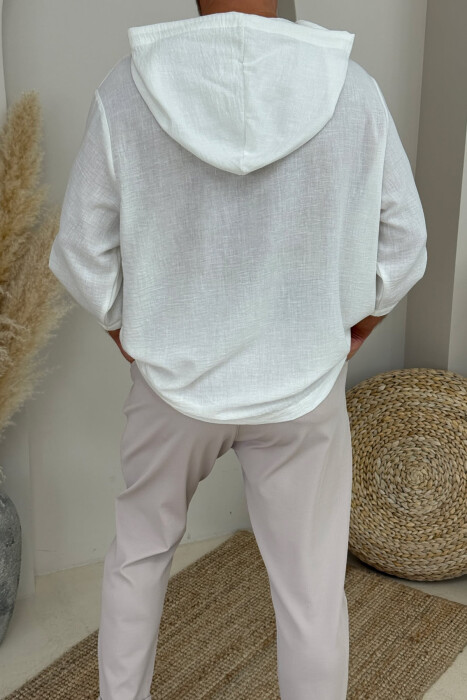 T-SHIRT NJË NGJYRËSH ME KAPUÇ PËR MESHKUJ NË NGJYRËN E BARDHË - 3