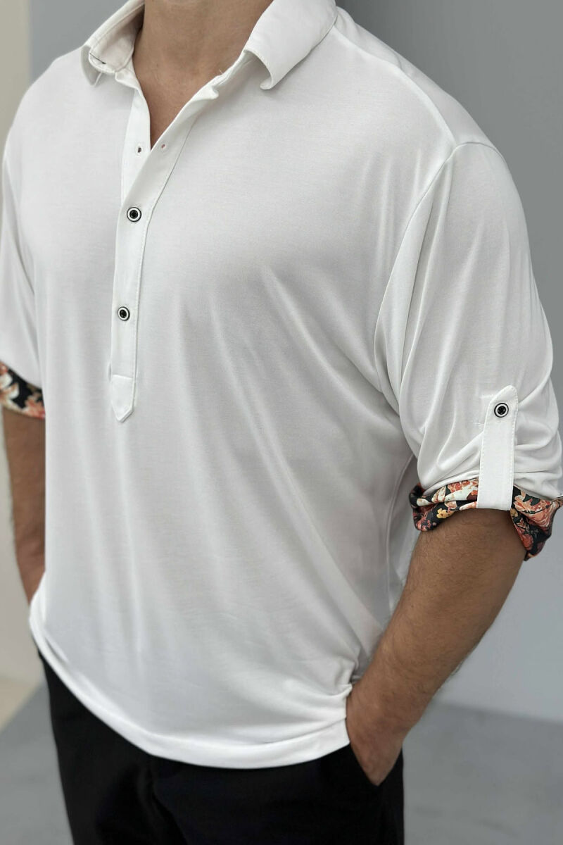 T-SHIRT NJË NGJYRËSH ME KOPSA ME DETAJIN E LULEVE PËR MESHKUJ NË NGJYRËN E BARDHË - 3