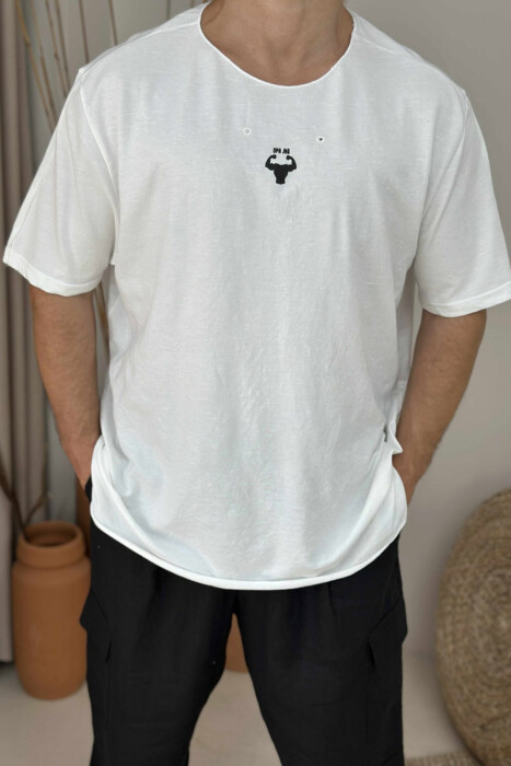 T-SHIRT NJË NGJYRËSH ME LOGO TE VOGËL PËR MESHKUJ NË NGJYRË TË BARDHË - 3