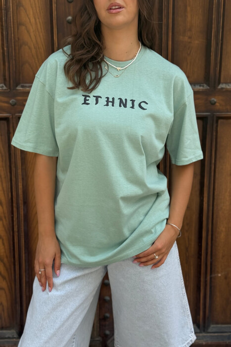 T-SHIRT NJË NGJYRËSH ME SHKRIME PËR FEMRA NË NGJYRËN MENTE - 3