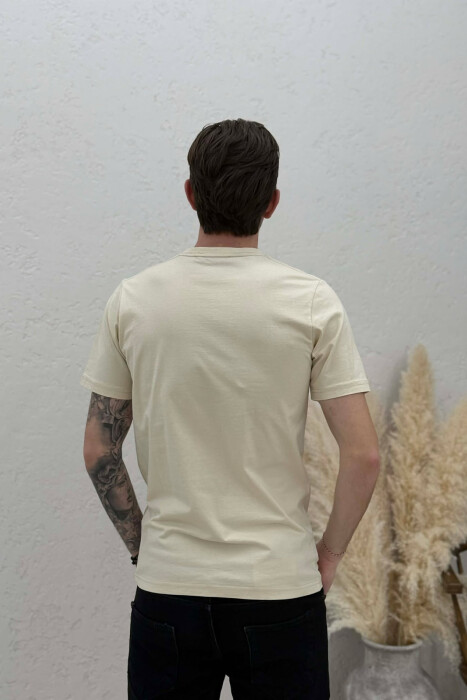 T-SHIRT NJE NGJYRESH ME SHKRIME TE THJESHTA PER MESHKUJ NE NGJYRE BEZHE - 4