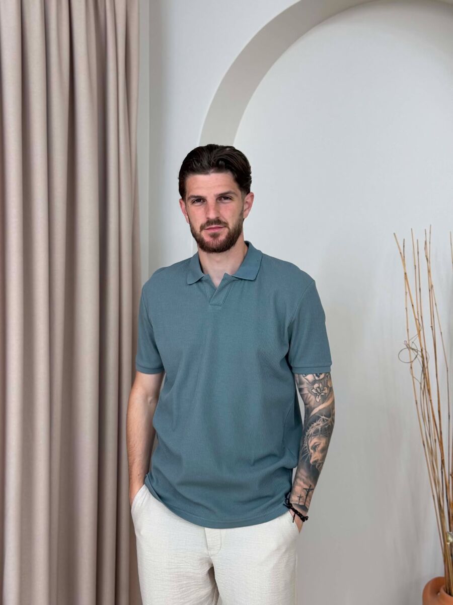 T-SHIRT NJE NGJYRESH ME TEKSTURE PER MESHKUJ NE NGJYRE GRI - 1