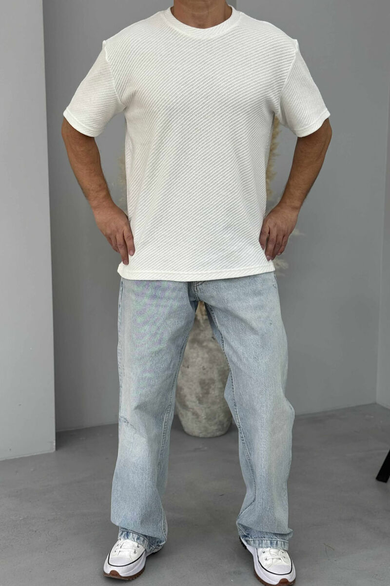 T-SHIRT NJË NGJYRËSH ME TEKSTURË PËR MESHKUJ NË NGJYRËN E BARDHË - 1