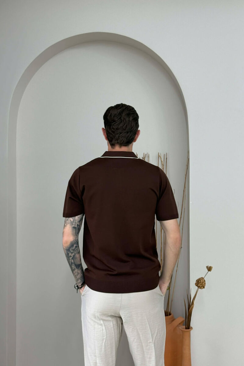 T-SHIRT NJE NGJYRESH ME ZNXHIR PER MESHKUJ NE NGJYRE KAFE - 3