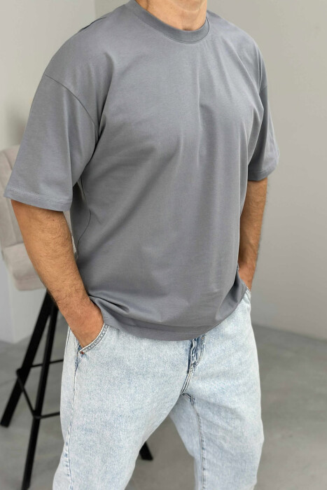 T-SHIRT NJË NGJYRËSH PËR MESHKUJ NË NGJYRËN GRI - 3