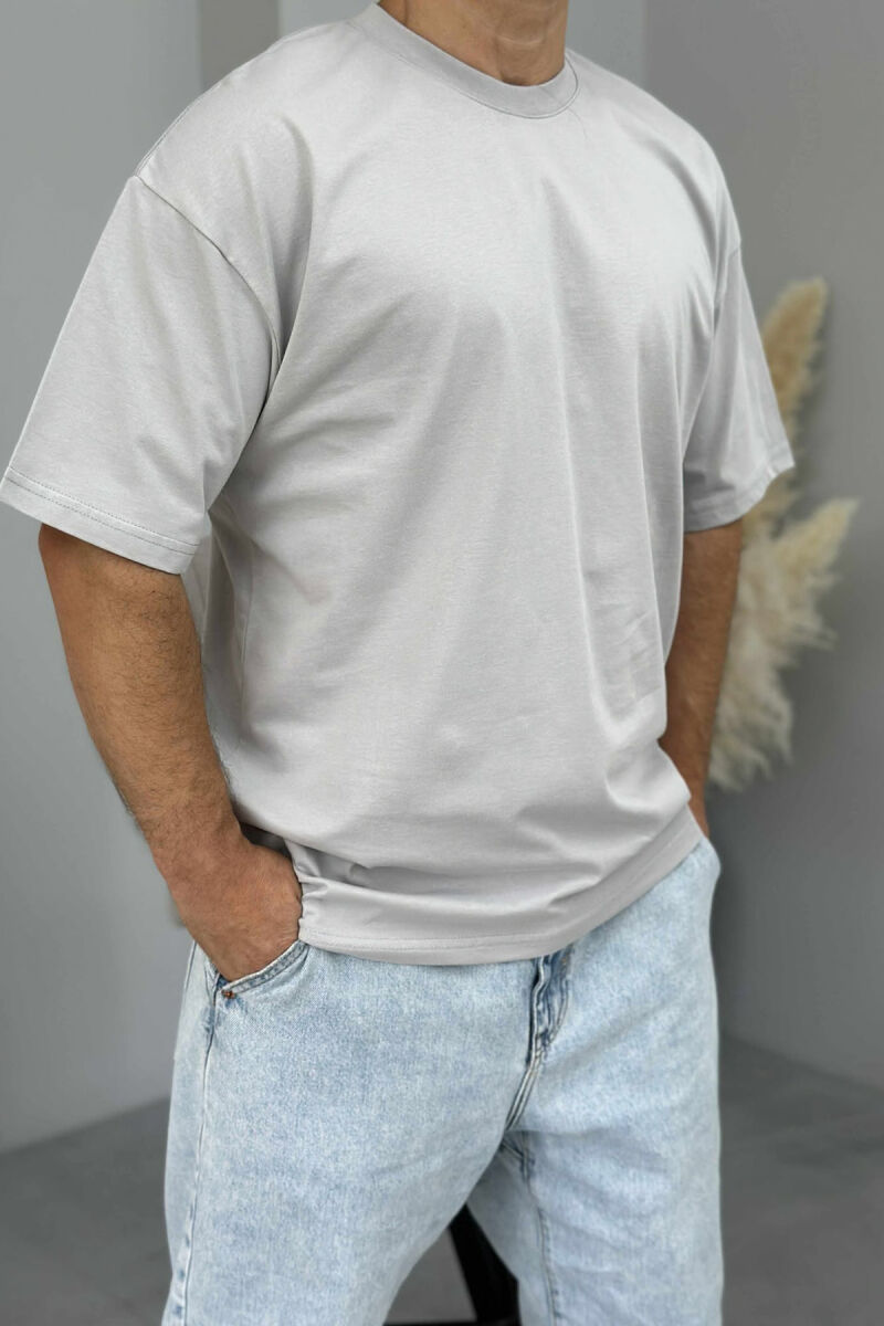 T-SHIRT NJË NGJYRËSH PËR MESHKUJ NË NGJYRËN GRI - 3