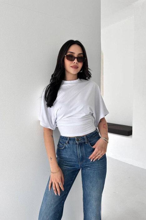 T-SHIRT PER FEMRA NE NGJYRE TE BARDHE 