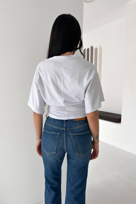 T-SHIRT PER FEMRA NE NGJYRE TE BARDHE - 3