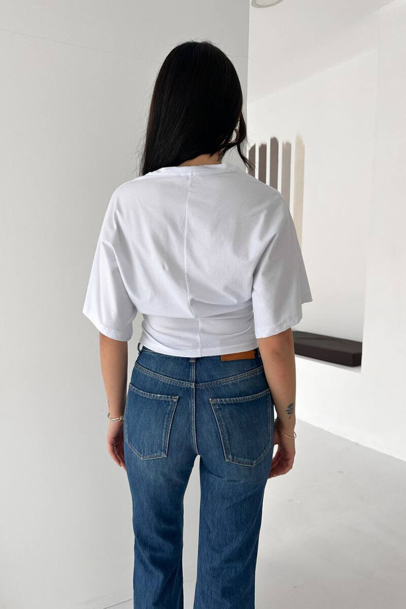 T-SHIRT PER FEMRA NE NGJYRE TE BARDHE - 3