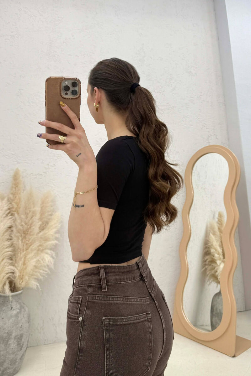 T-SHIRT PER FEMRA NE NGJYRE TE ZEZE - 4